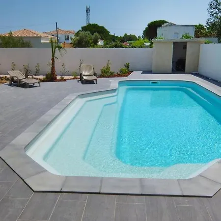 Le Grau-d'agde Sleeps 6 Pool Wifi Agde
