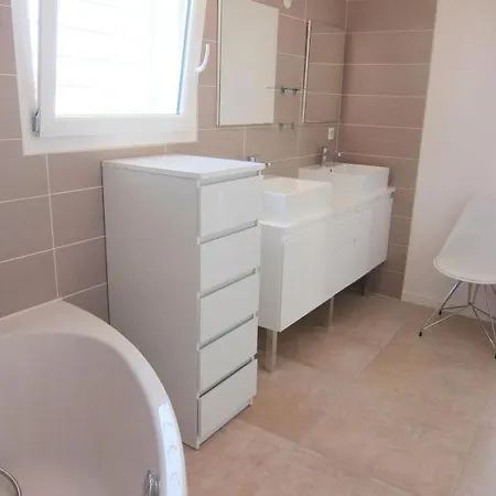 Le Grau-d'agde Sleeps 6 Pool Wifi Σπίτι διακοπών