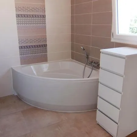 Le Grau-d'agde Sleeps 6 Pool Wifi Σπίτι διακοπών *